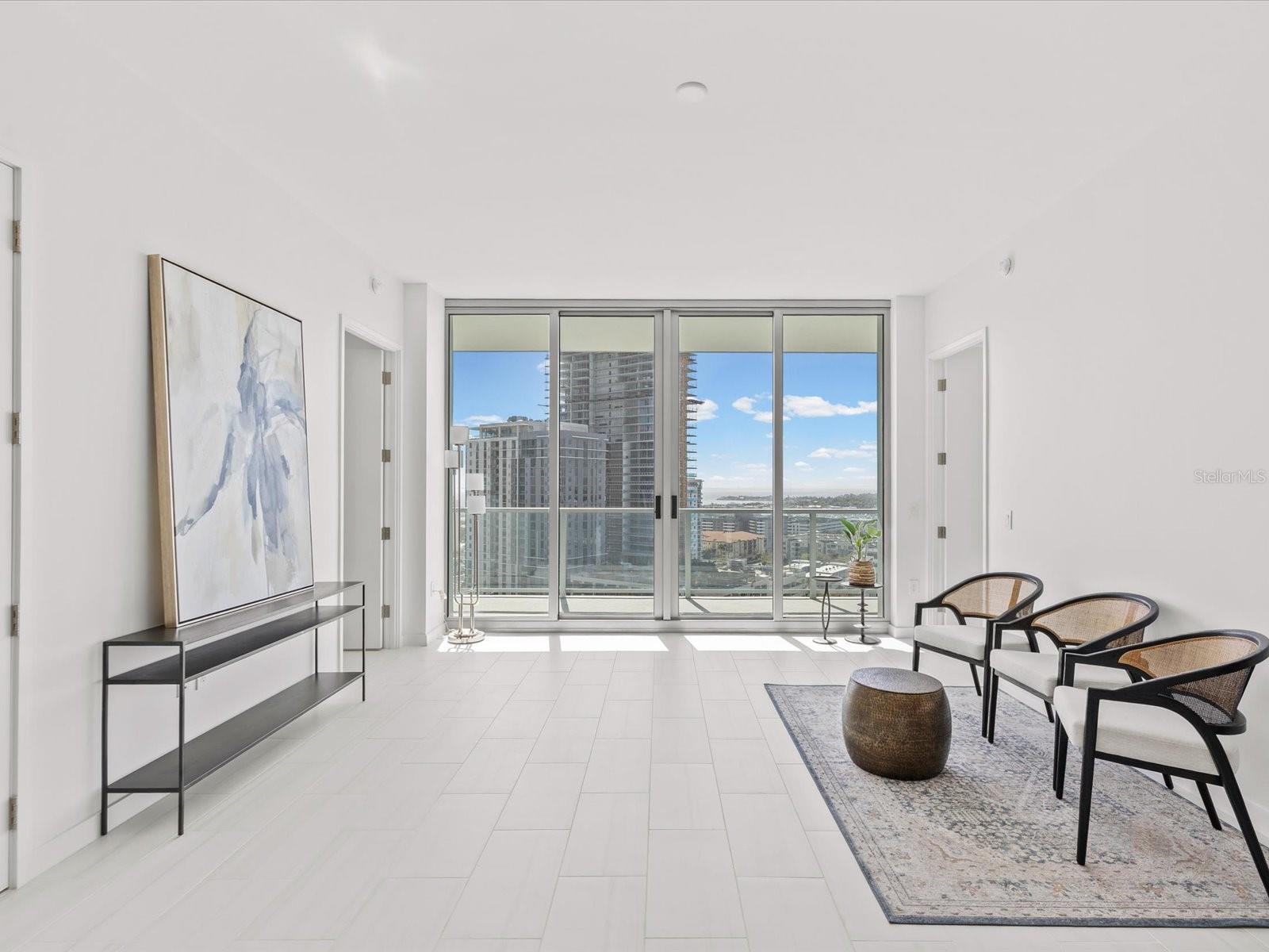 RESIDENCES AT 400 CENTRAL - Residential