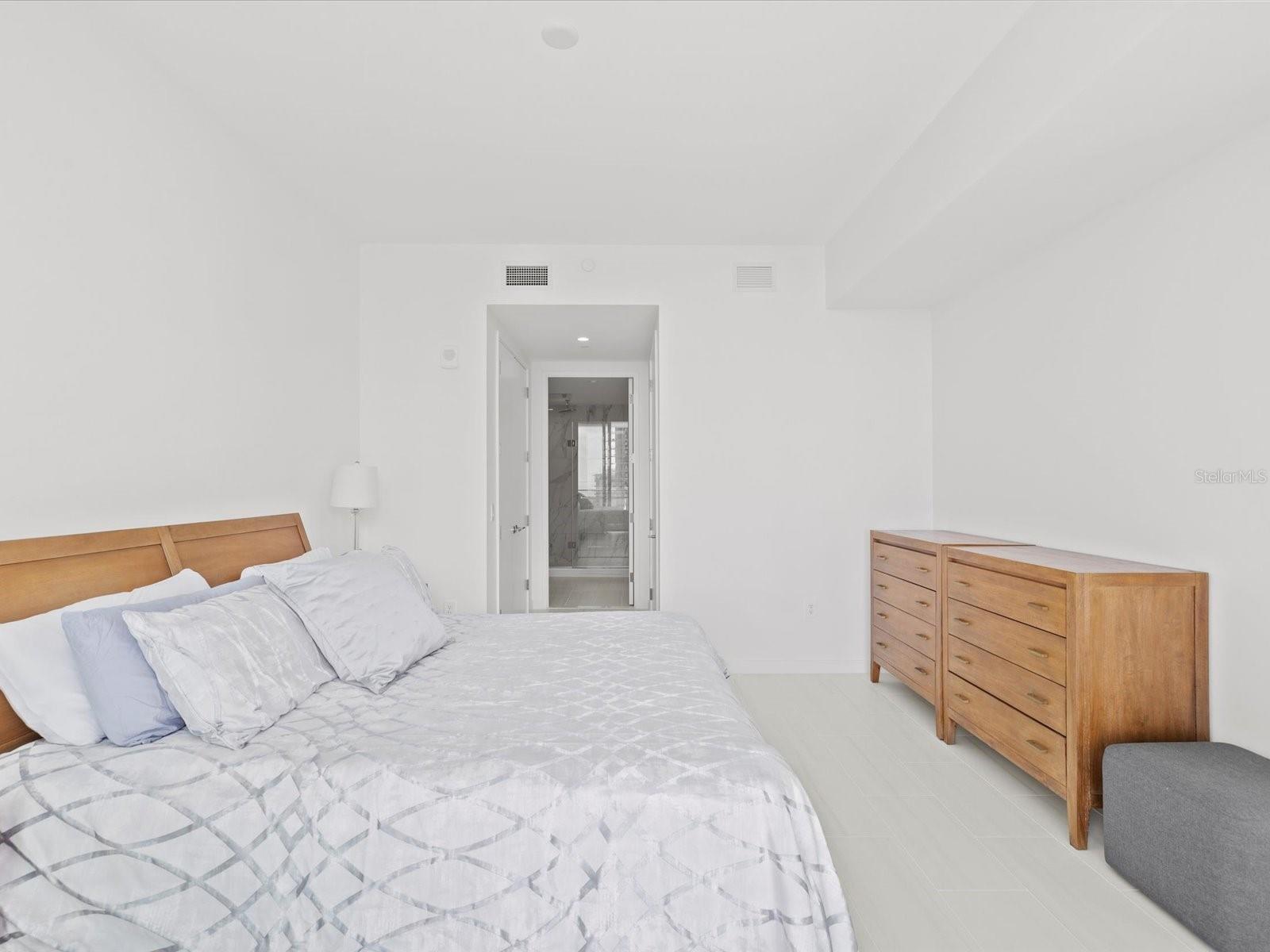 RESIDENCES AT 400 CENTRAL - Residential