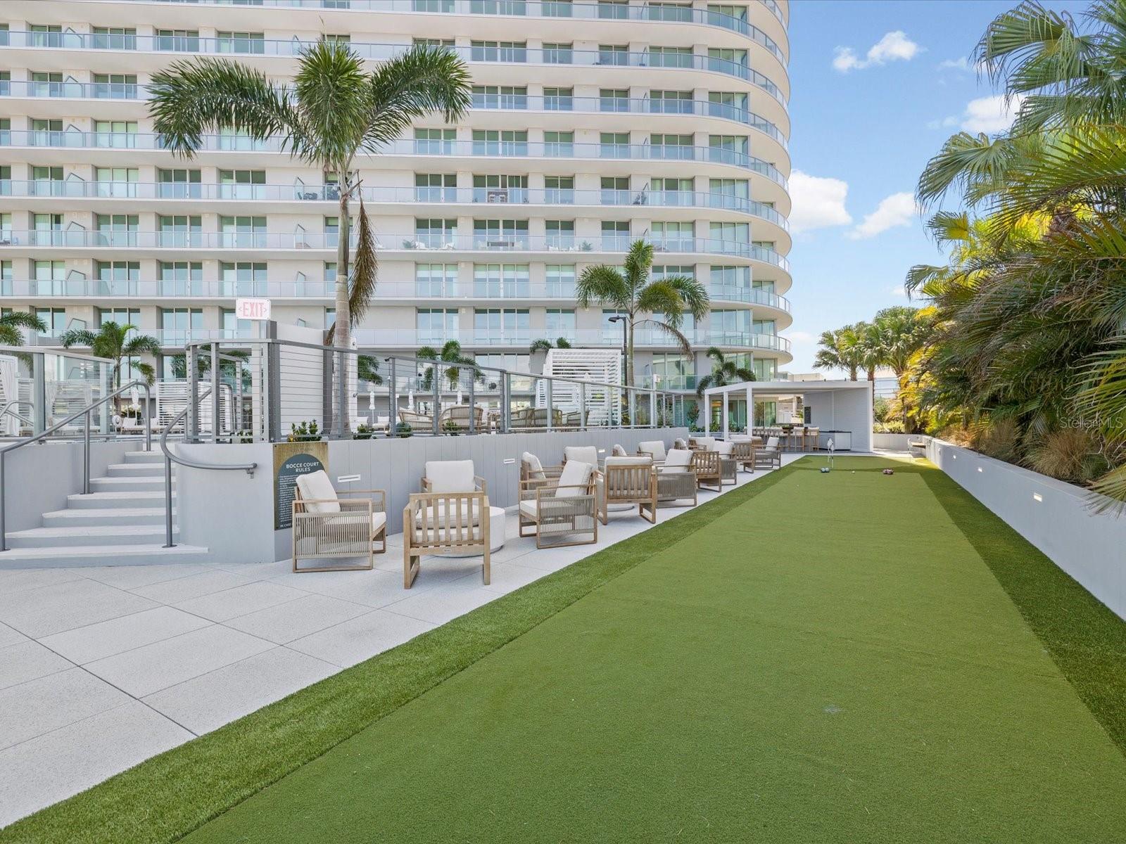 RESIDENCES AT 400 CENTRAL - Residential