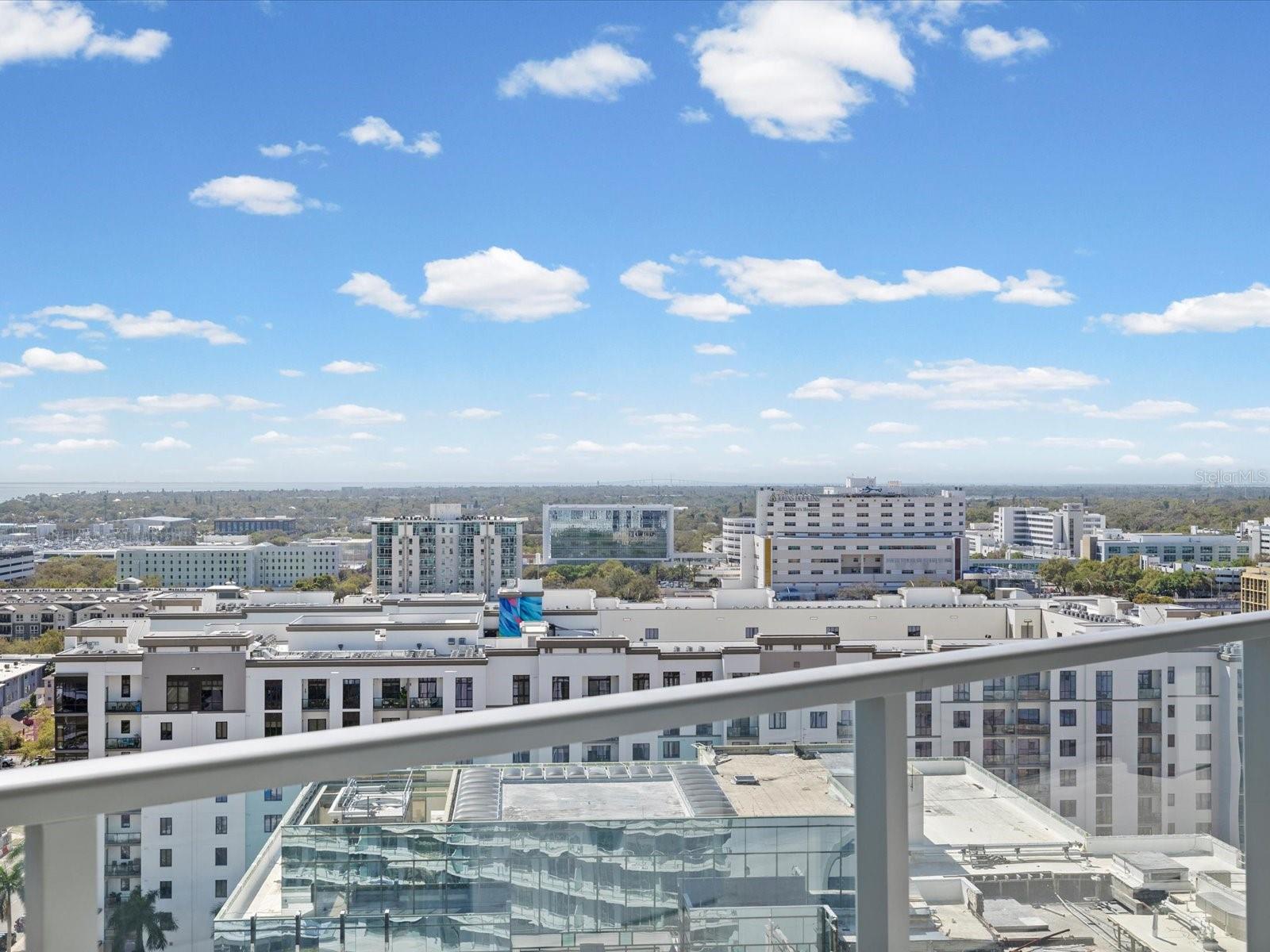 RESIDENCES AT 400 CENTRAL - Residential