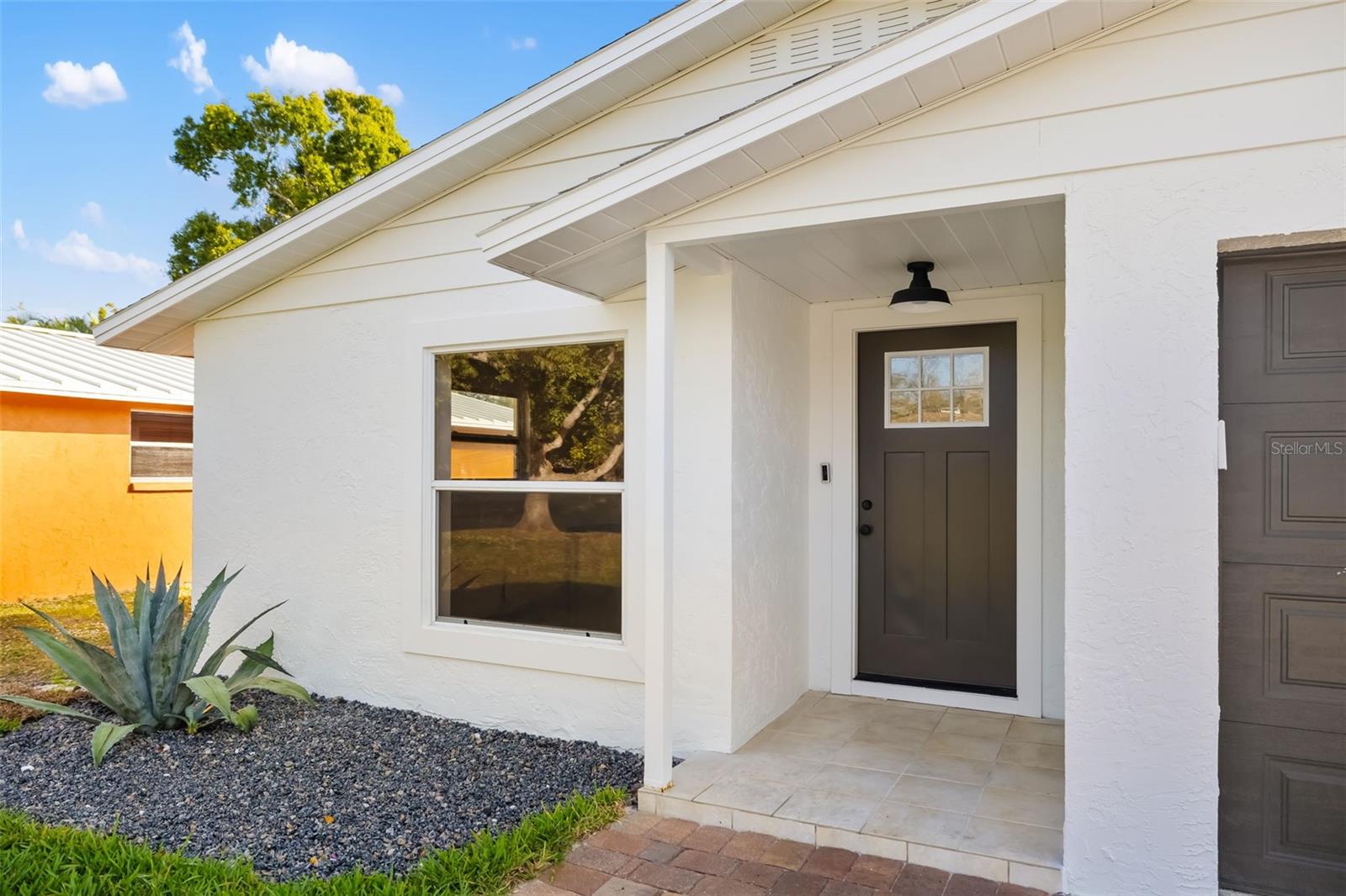 BEE RIDGE TOWN OF TOWNSITE - Residential