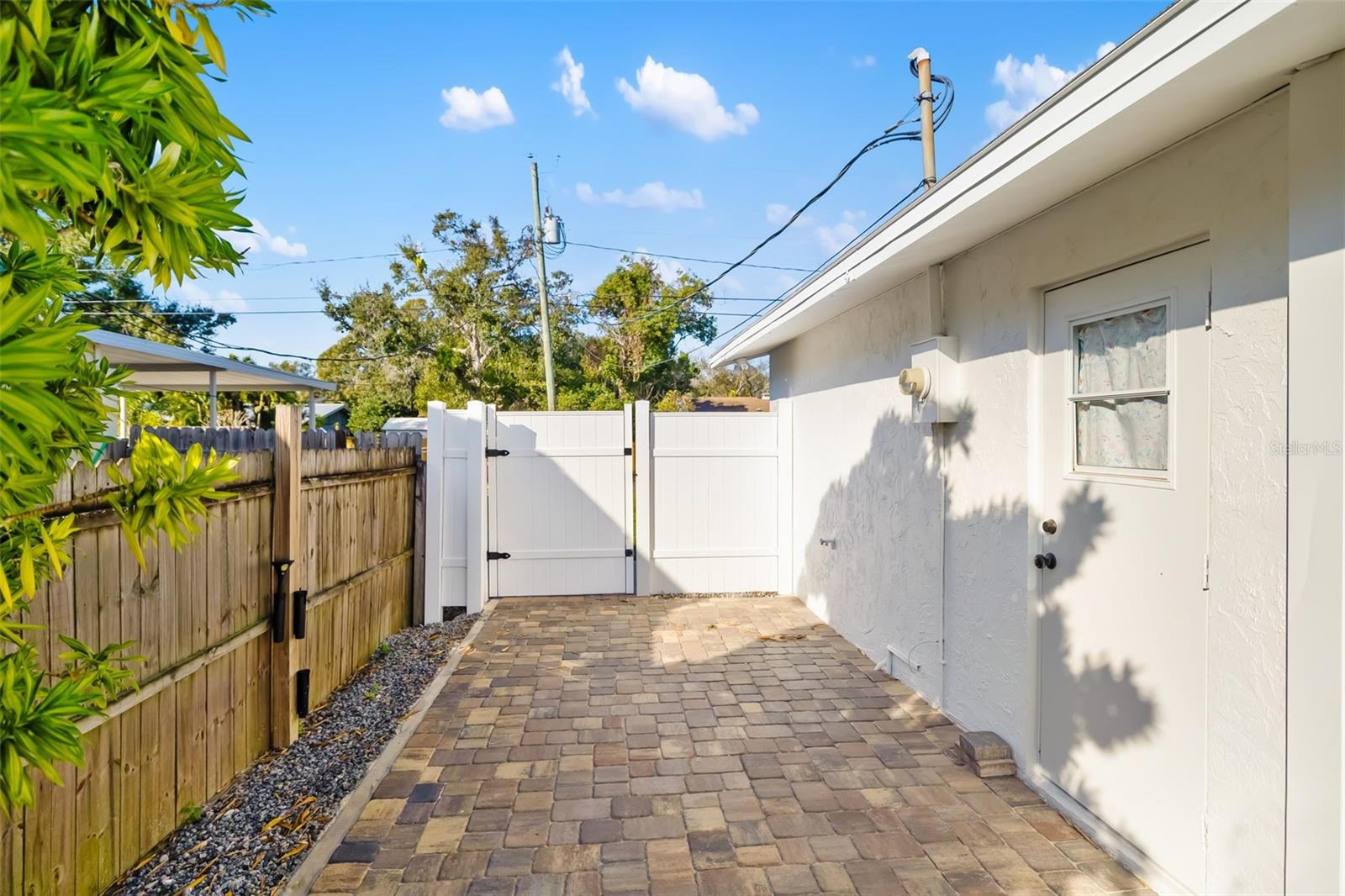 BEE RIDGE TOWN OF TOWNSITE - Residential