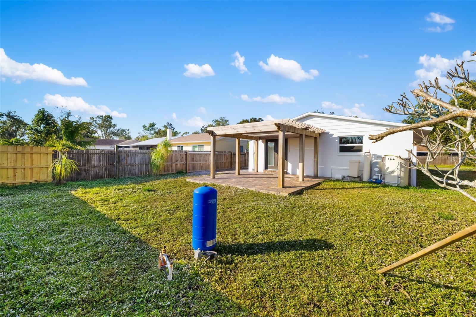 BEE RIDGE TOWN OF TOWNSITE - Residential