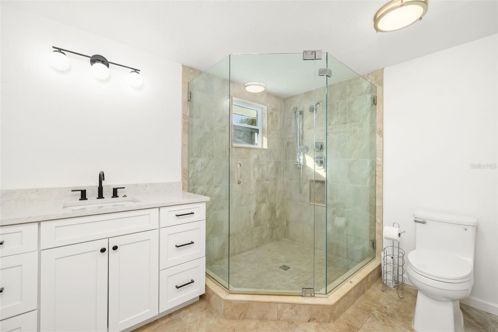 BEE RIDGE TOWN OF TOWNSITE - Residential