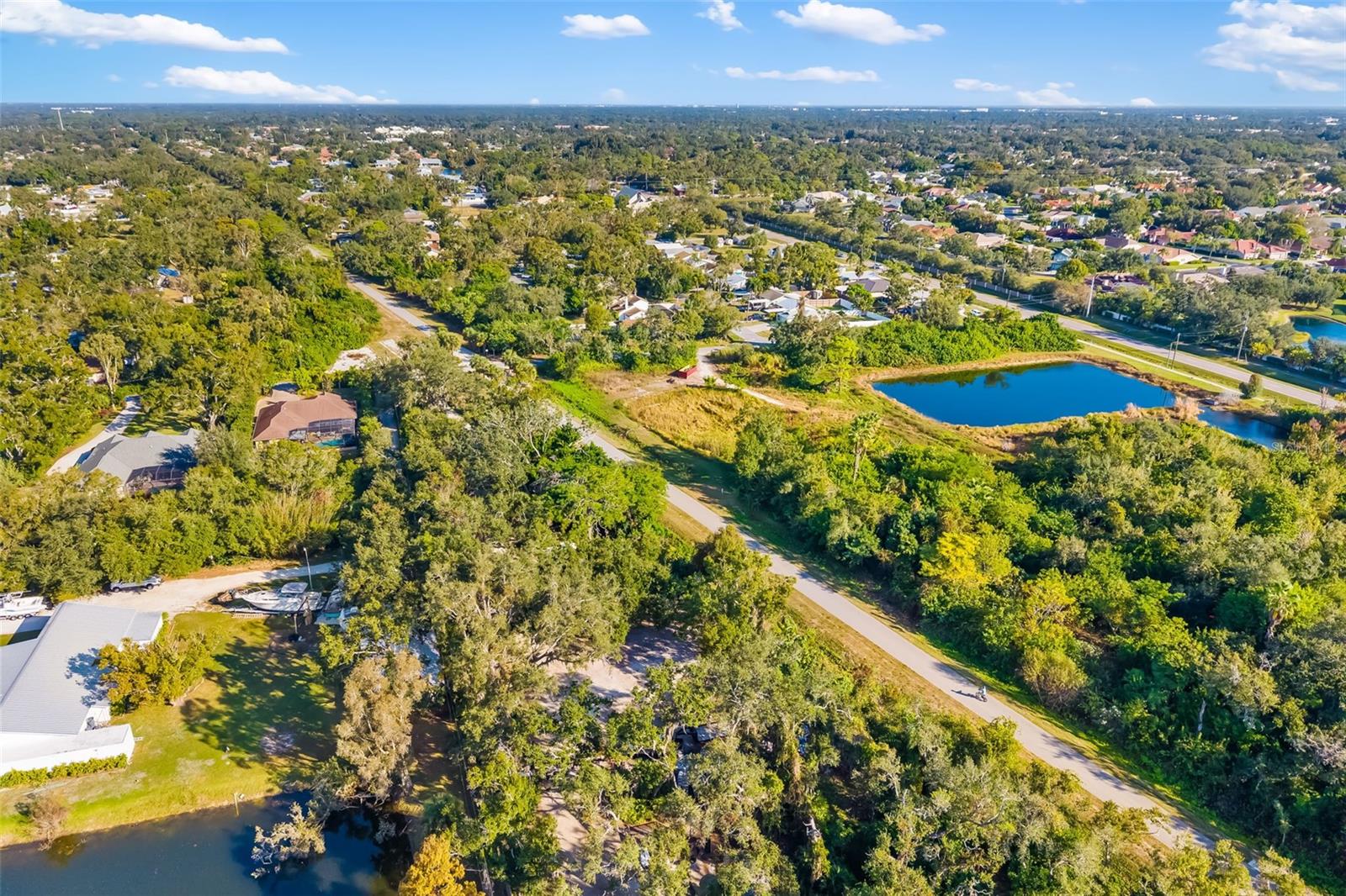 BEE RIDGE TOWN OF TOWNSITE - Residential