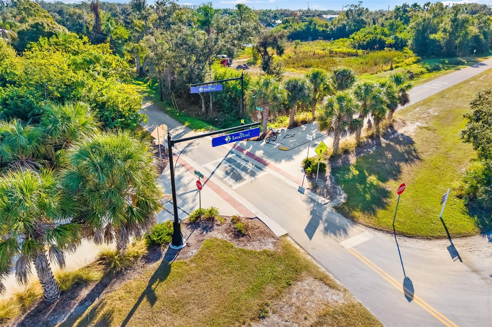 BEE RIDGE TOWN OF TOWNSITE - Residential