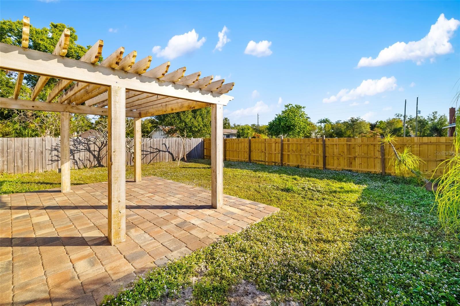 BEE RIDGE TOWN OF TOWNSITE - Residential