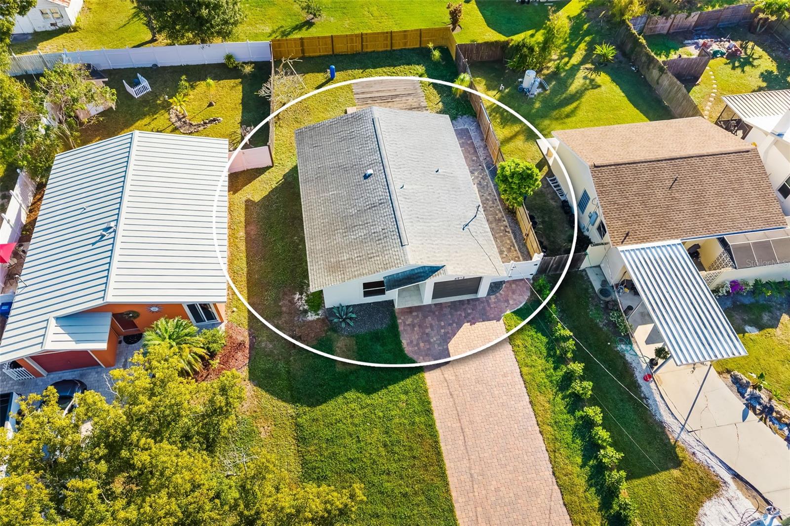 BEE RIDGE TOWN OF TOWNSITE - Residential