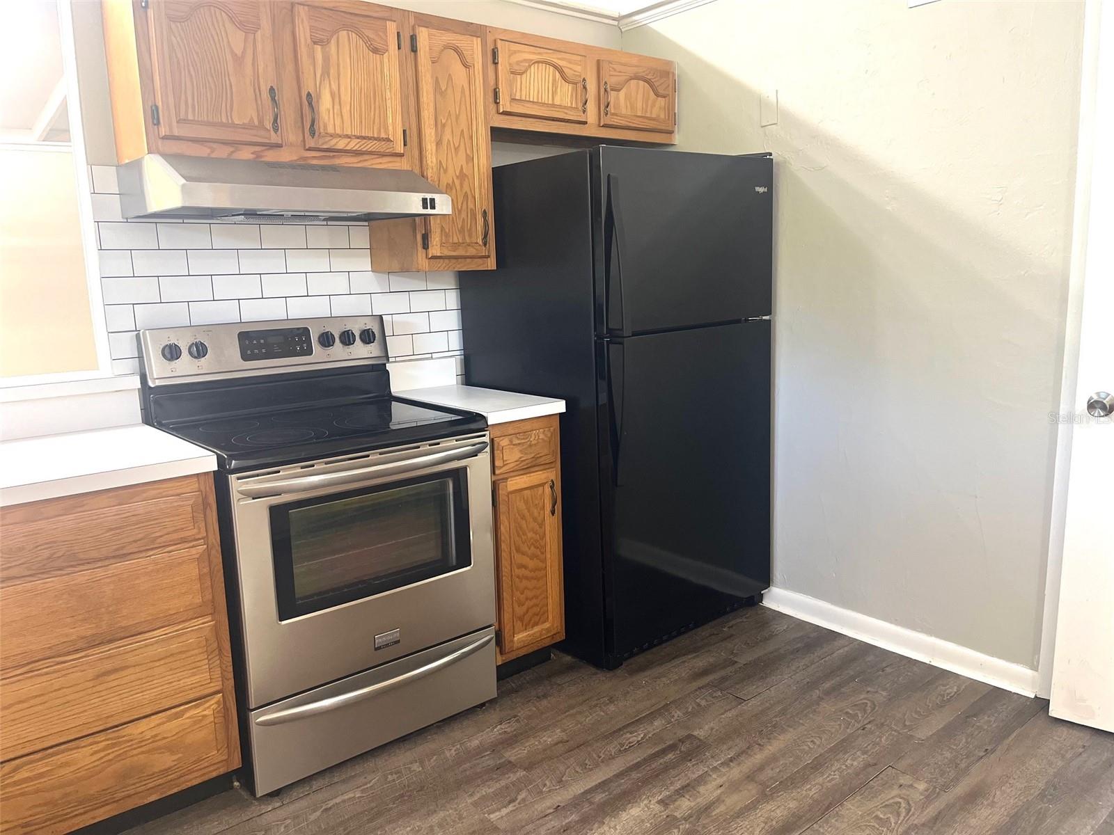 SANTA FE HILLS - Residential Lease