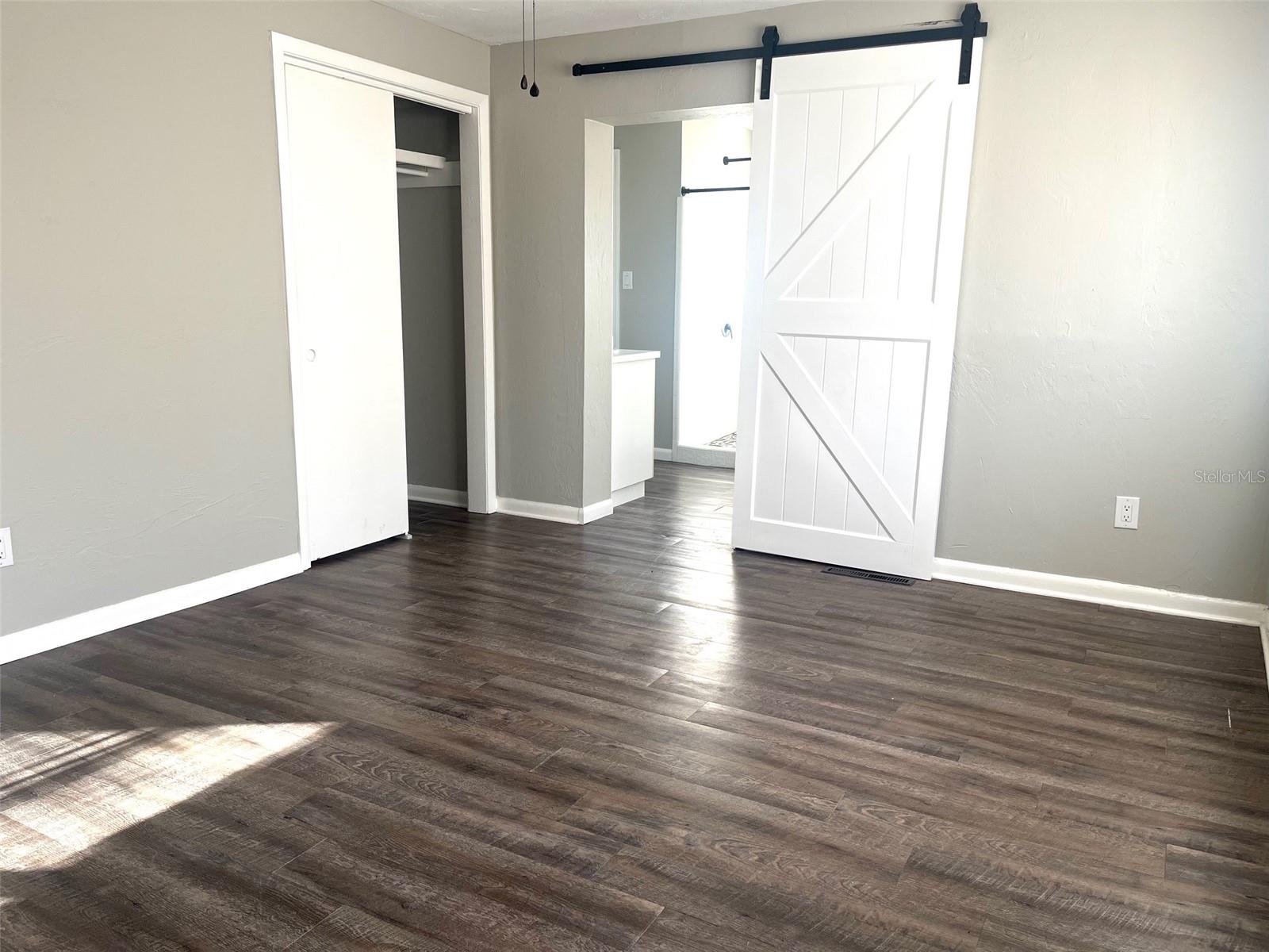 SANTA FE HILLS - Residential Lease