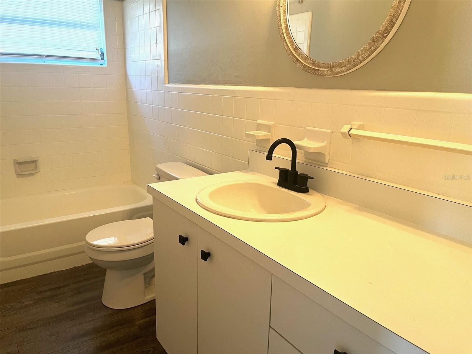 SANTA FE HILLS - Residential Lease