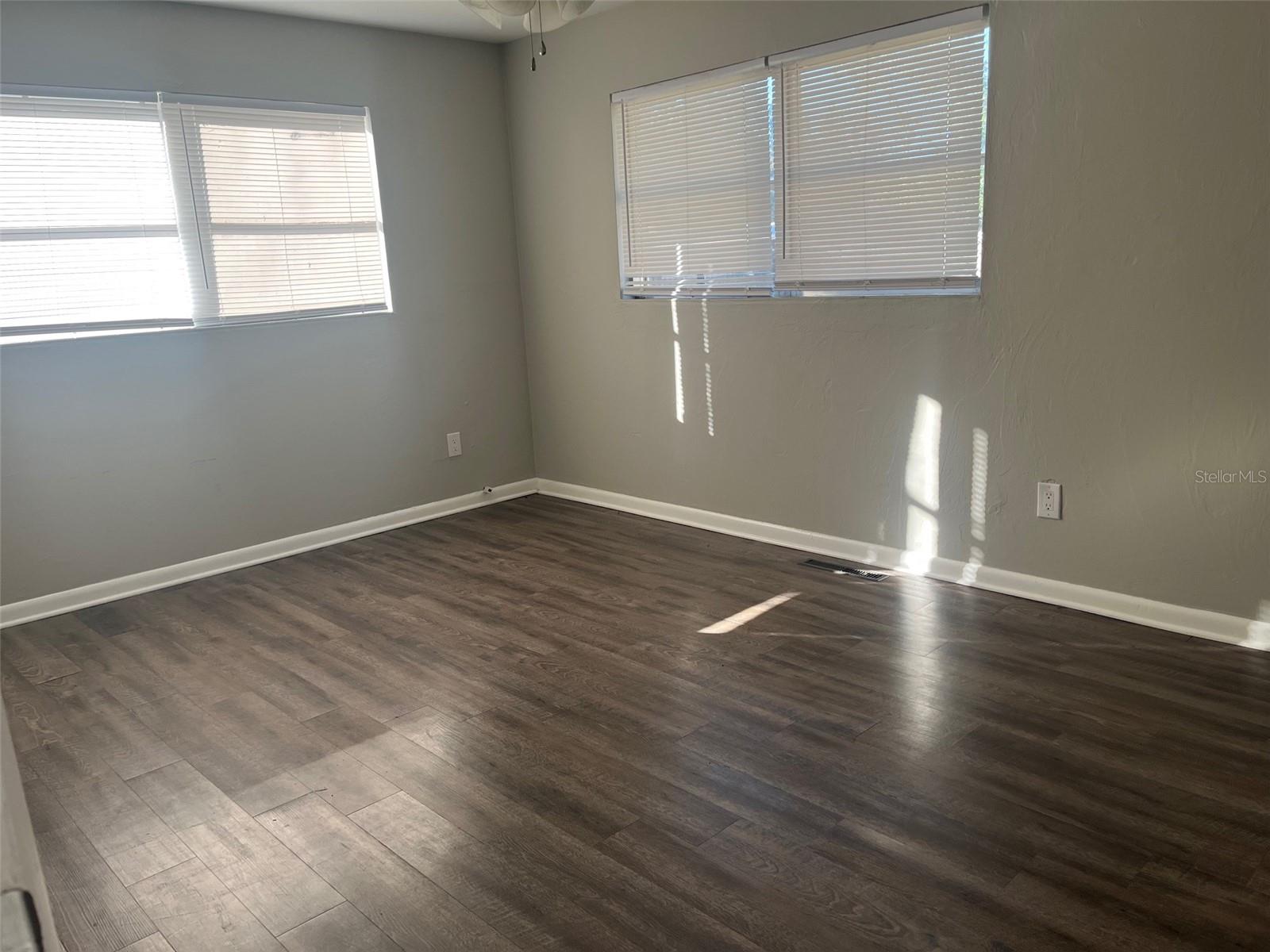 SANTA FE HILLS - Residential Lease