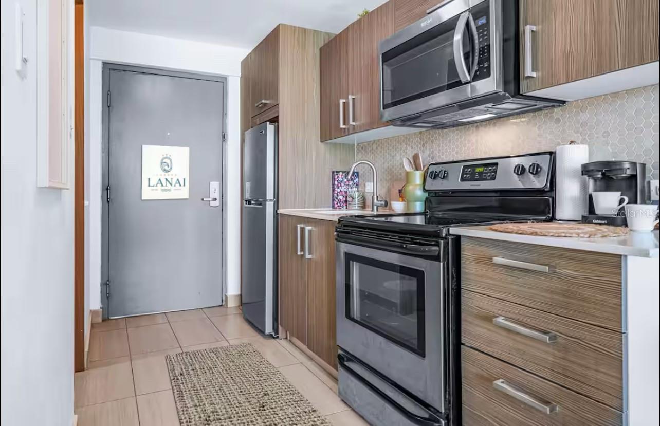 6165 AVENIDA ISLA VERDE 284