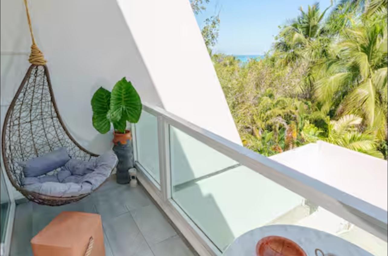 6165 AVENIDA ISLA VERDE 284