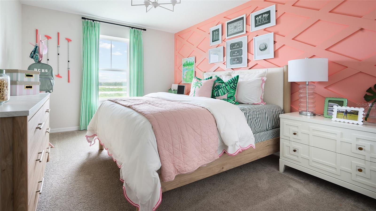 PASADENA RIDGE - Residential