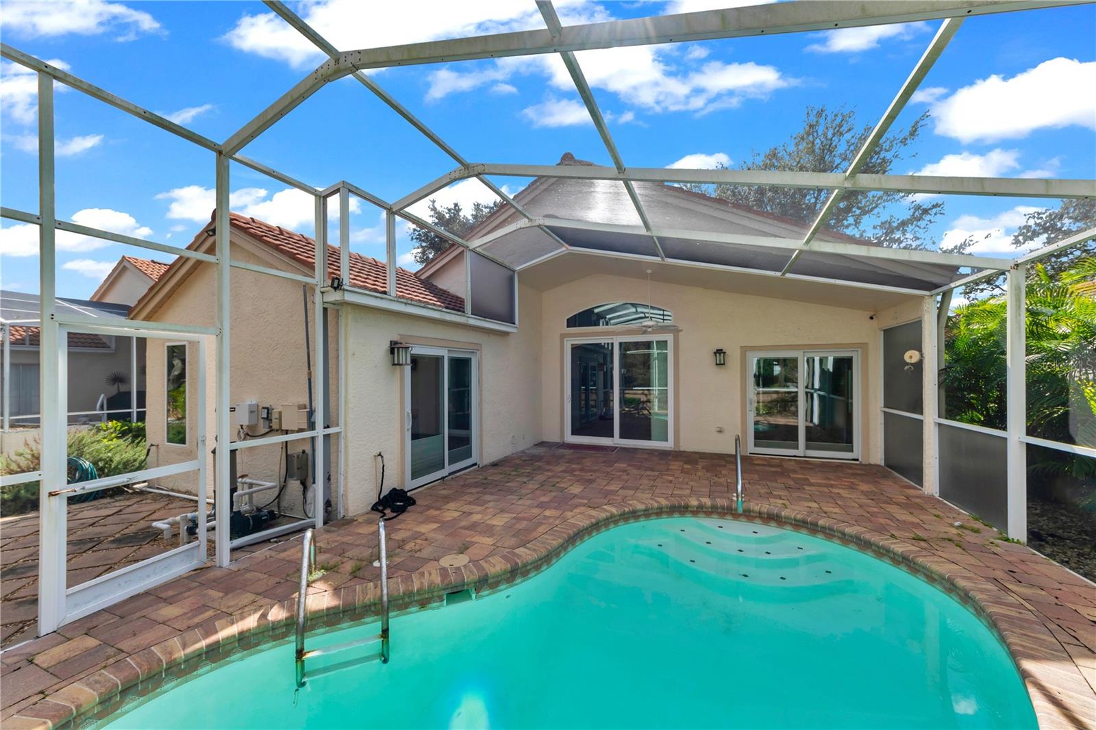 761 LIGHTHOUSE DRIVE
