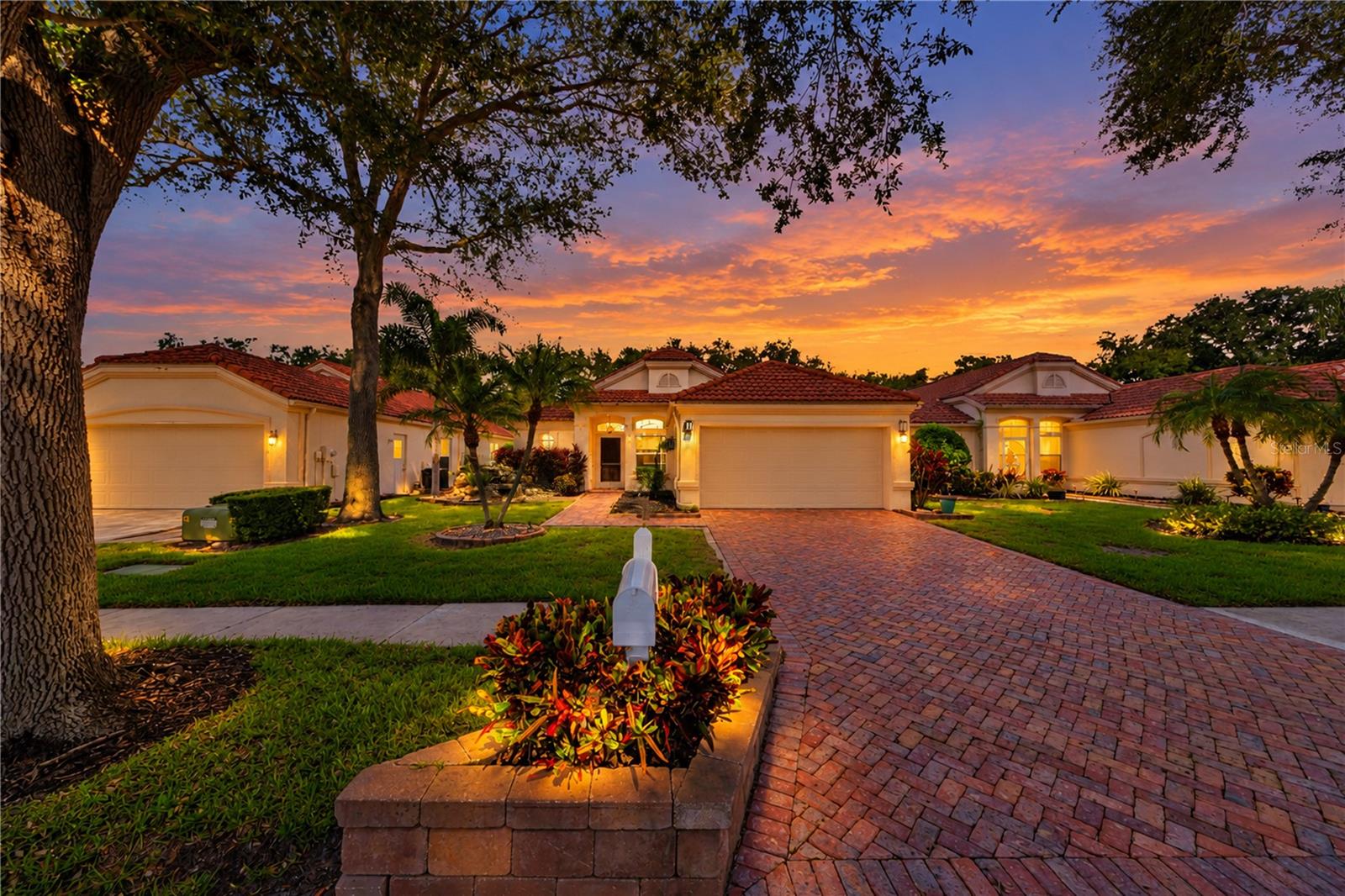 761 LIGHTHOUSE DRIVE