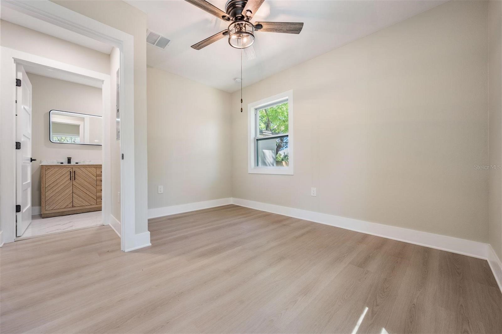 MORRISON COURT - Residential Lease