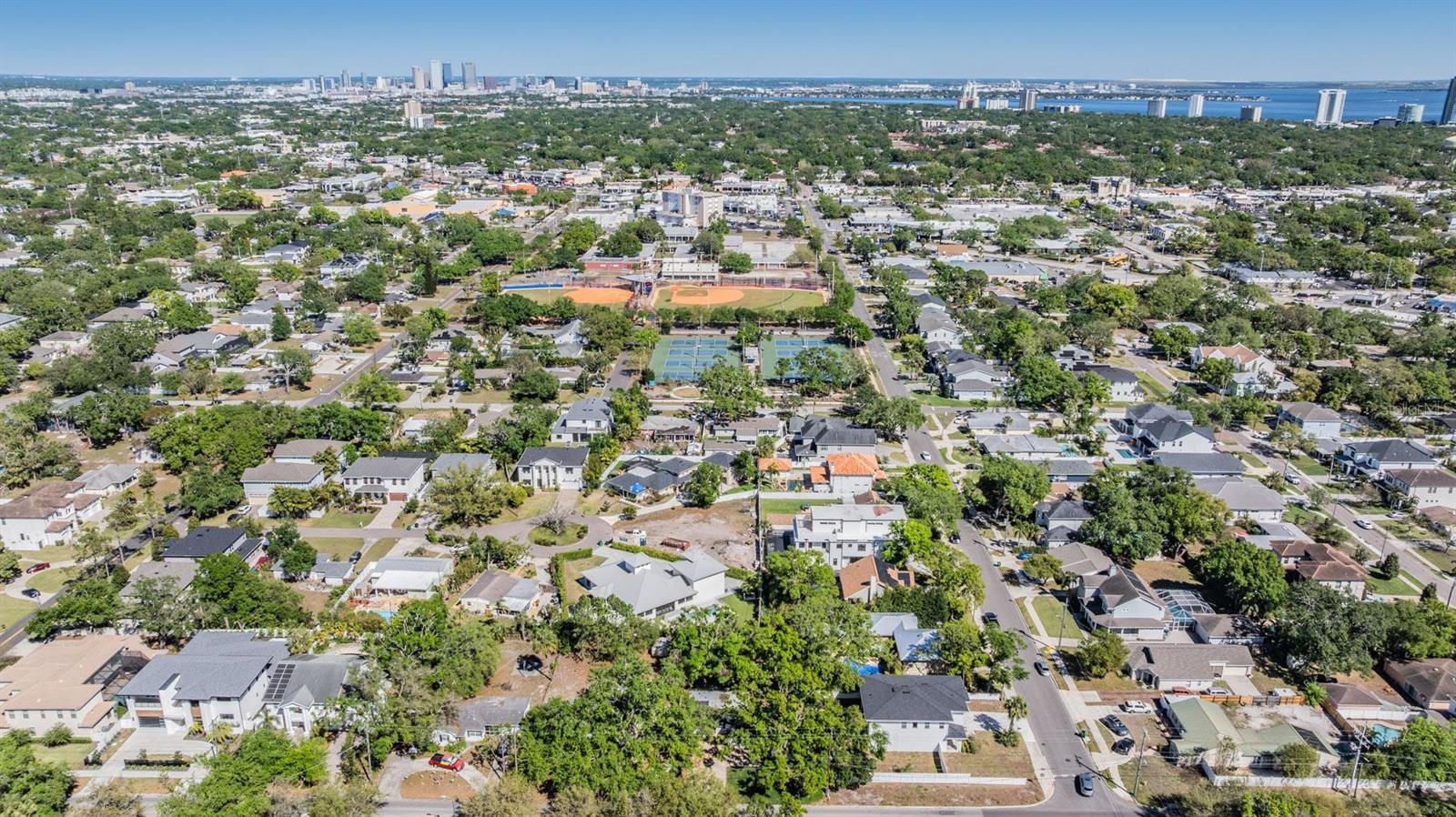 MORRISON COURT - Residential Lease