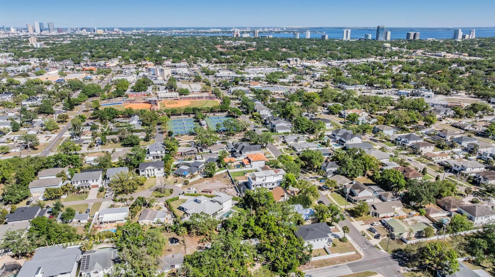 MORRISON COURT - Residential Lease