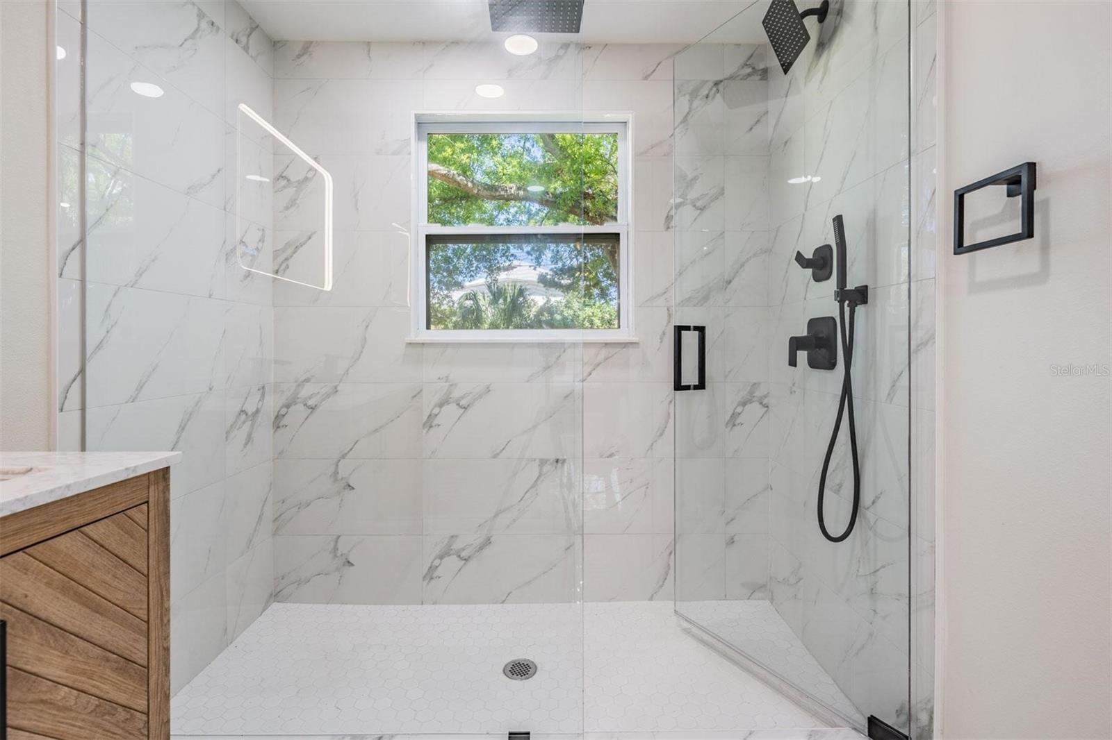 MORRISON COURT - Residential Lease