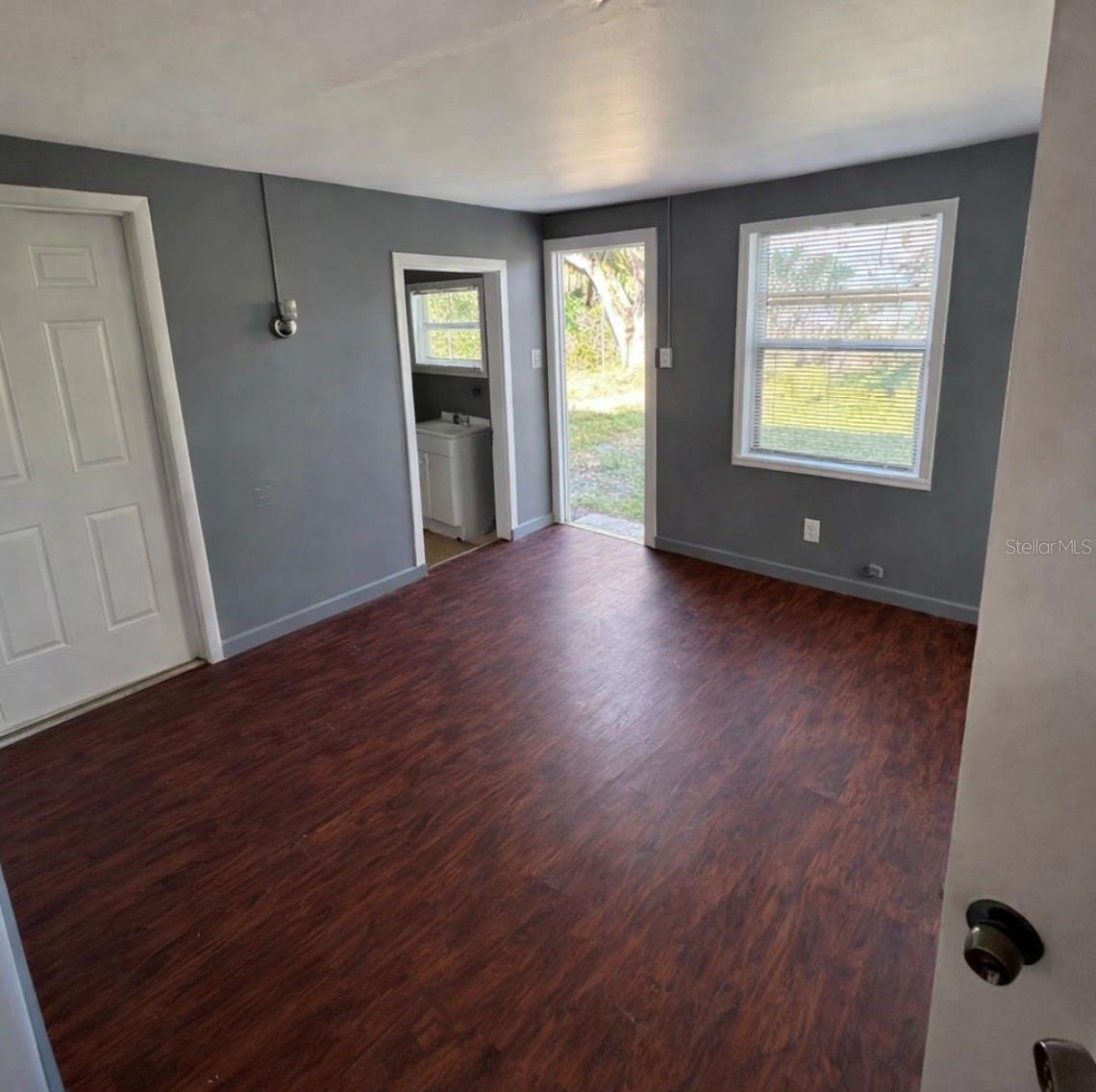 RENWICK ERLE SUB 2 - Residential Lease