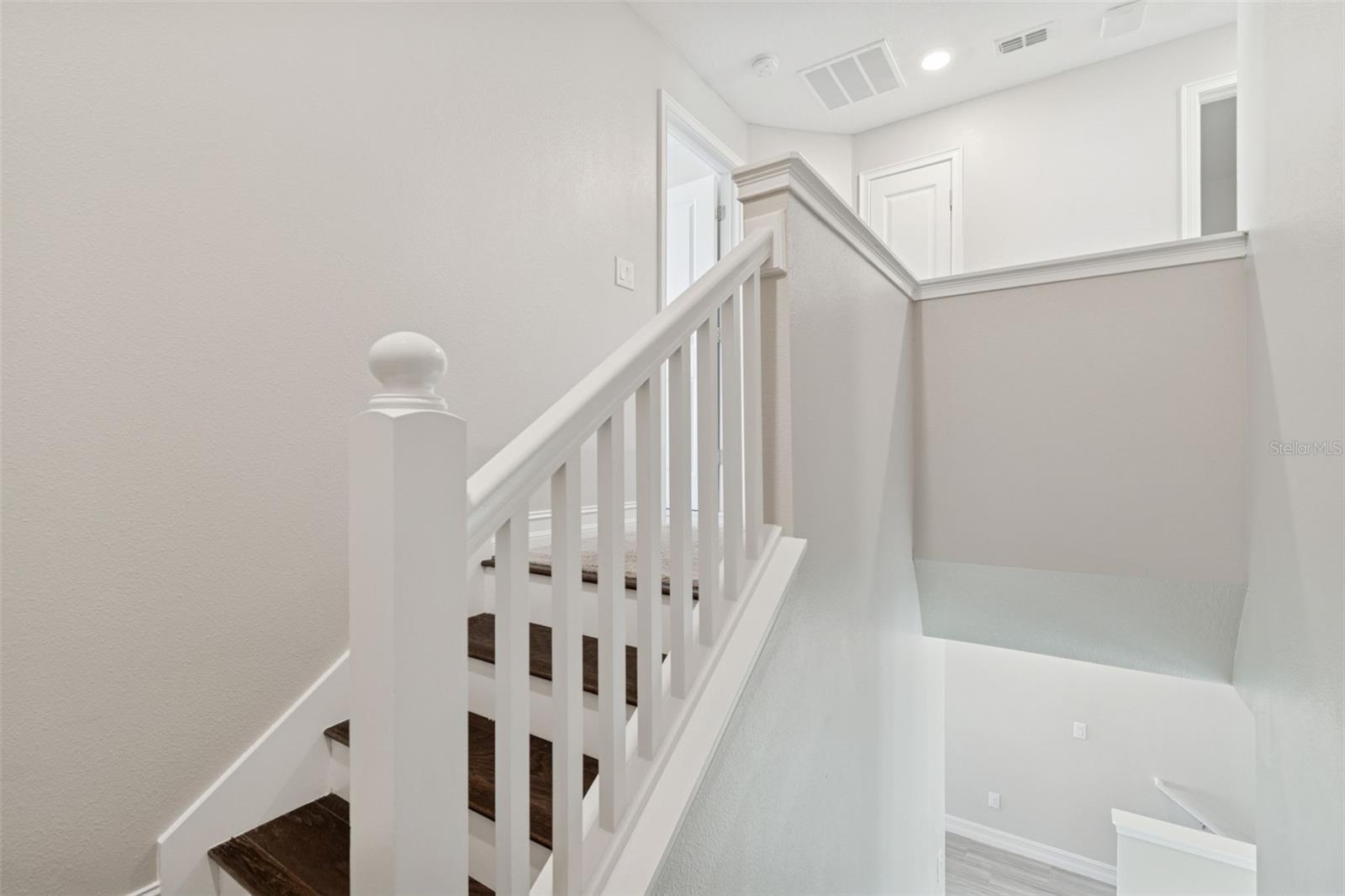 INLET PARK AT WESTSHORE MARINA - Residential Lease