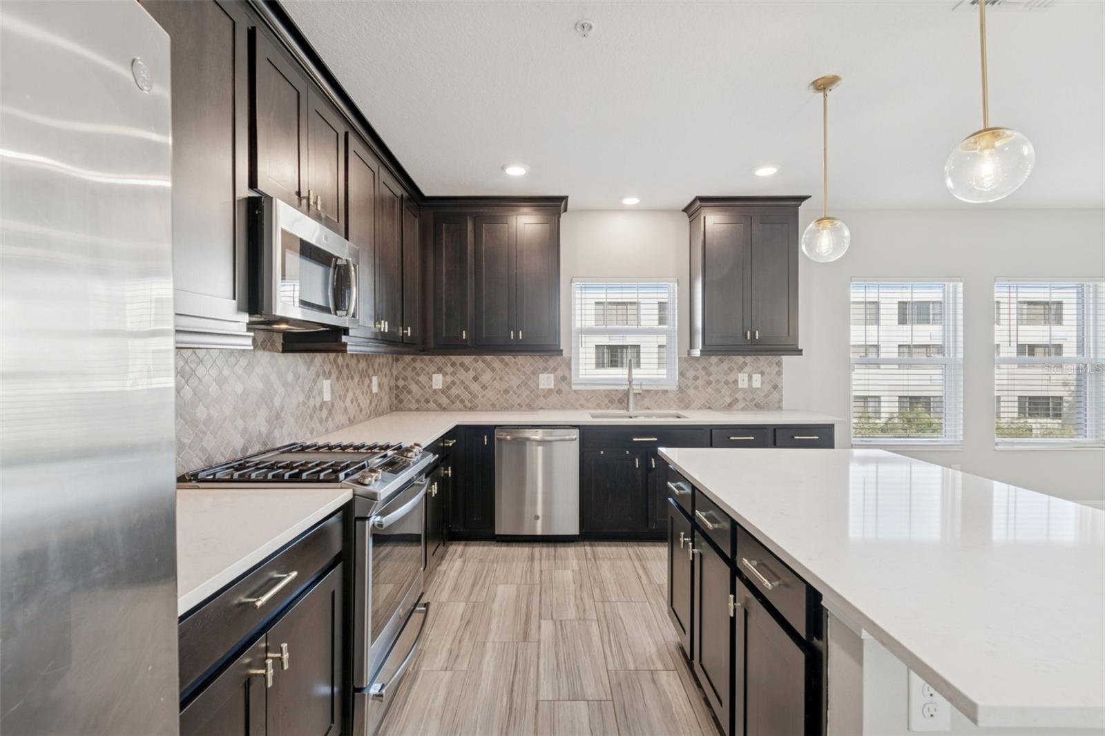 INLET PARK AT WESTSHORE MARINA - Residential Lease