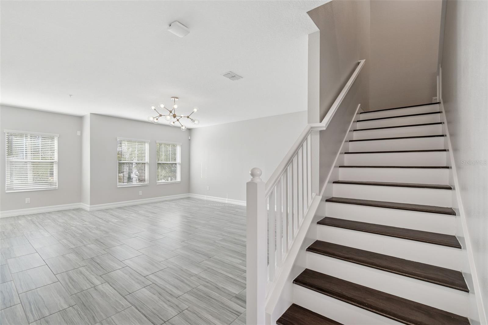 INLET PARK AT WESTSHORE MARINA - Residential Lease