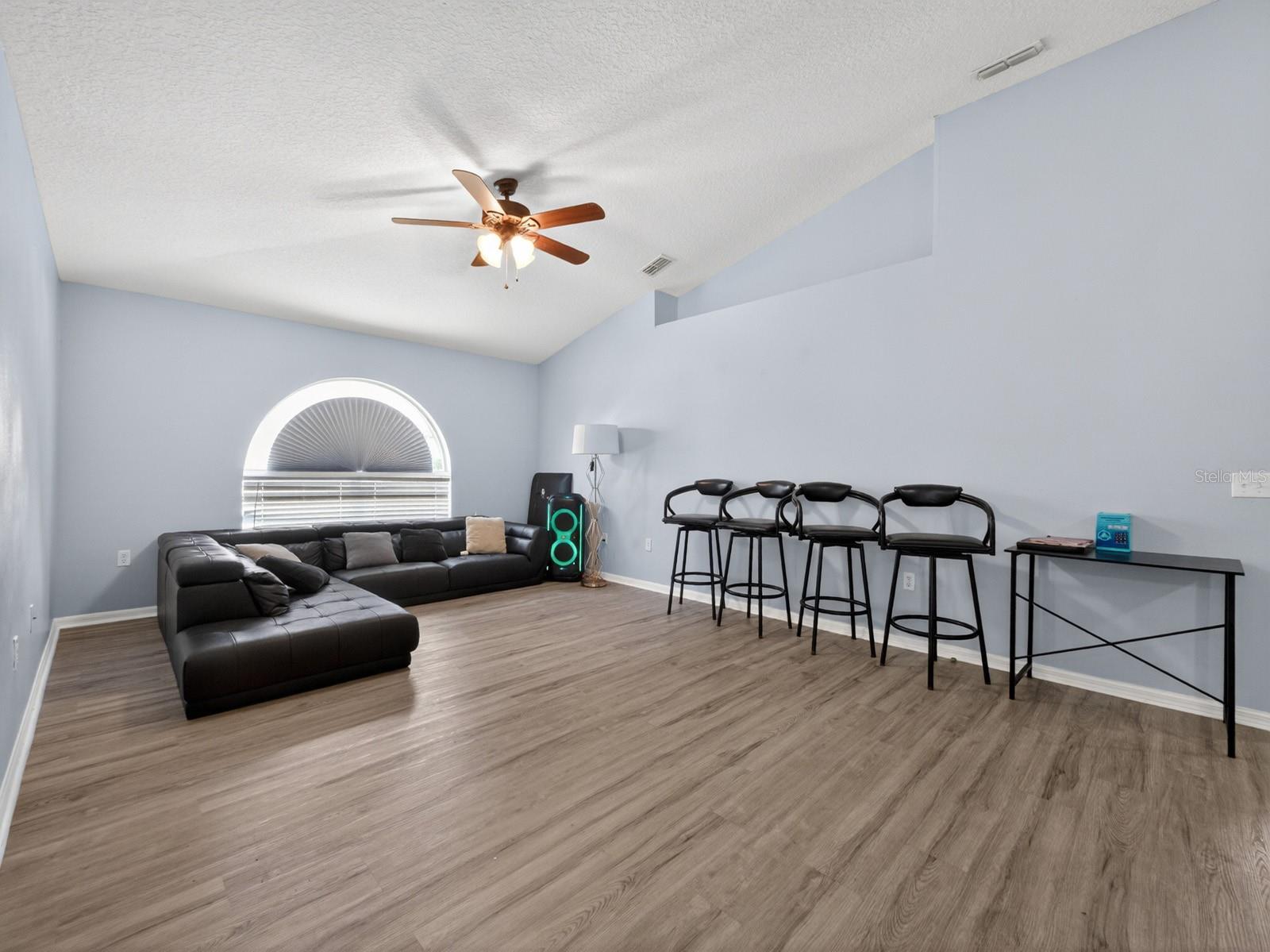 TURNBERRY RESERVE UNIT 1 - Residential