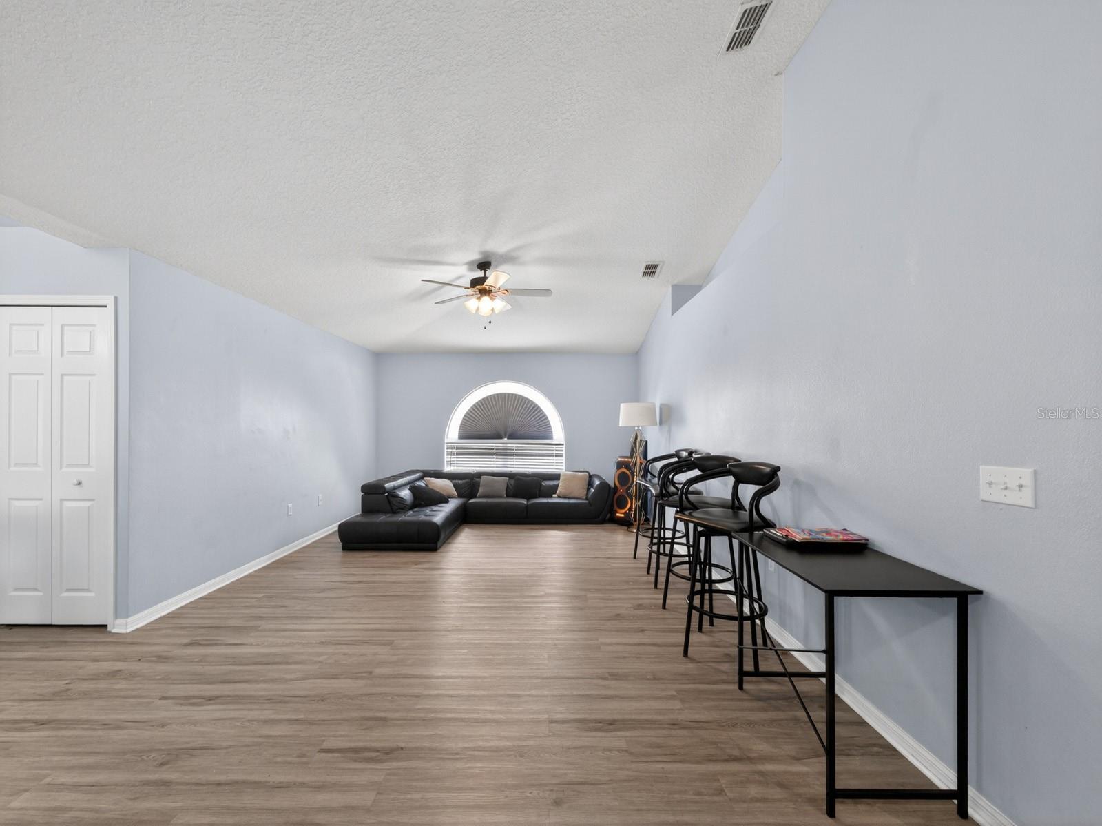 TURNBERRY RESERVE UNIT 1 - Residential