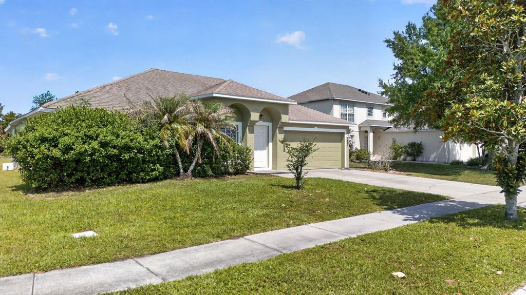 Photo of 4020 Sunny Day Way, Kissimmee, FL 34744 (MLS # S5149650)