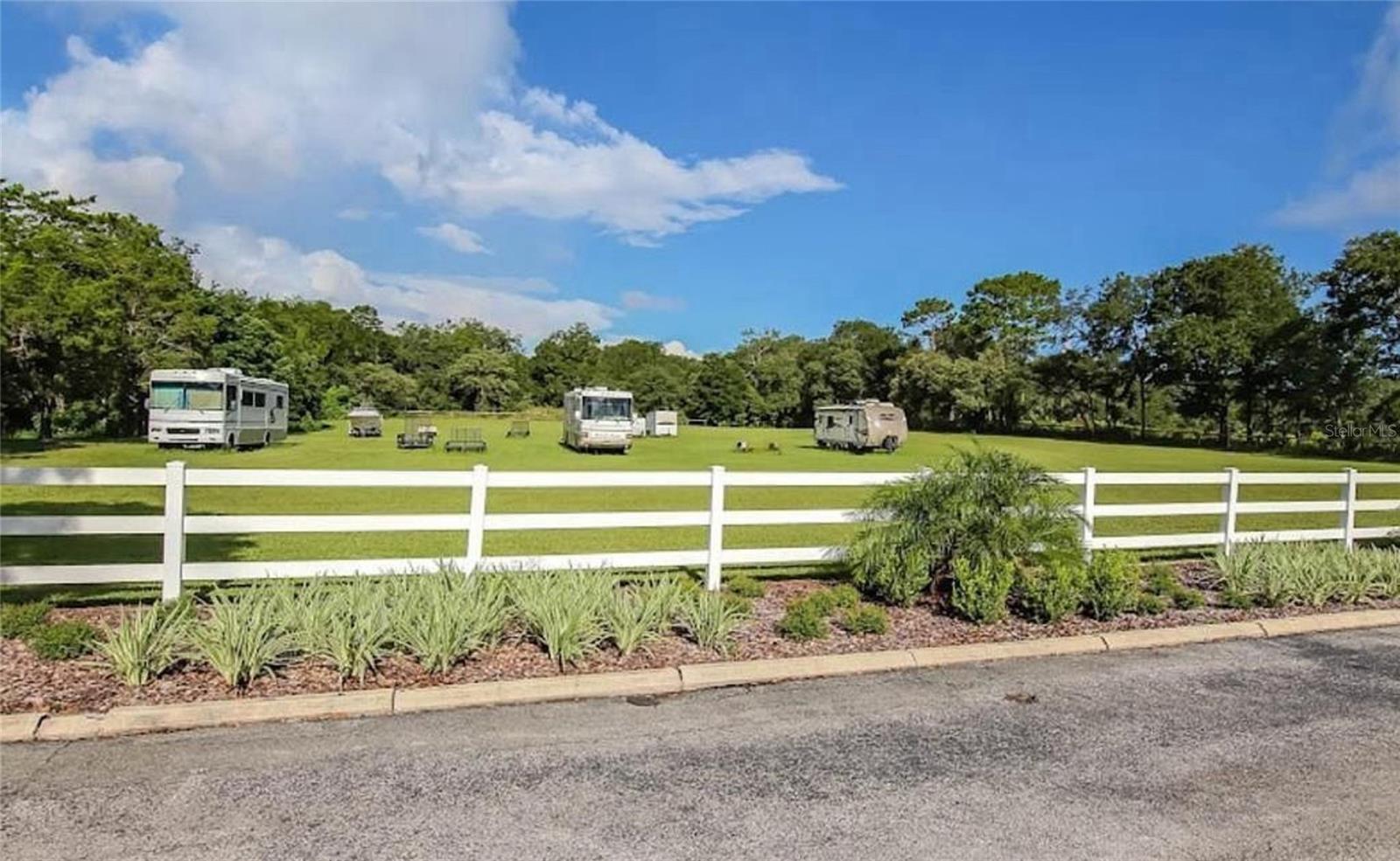 THE VALLEY - Residential