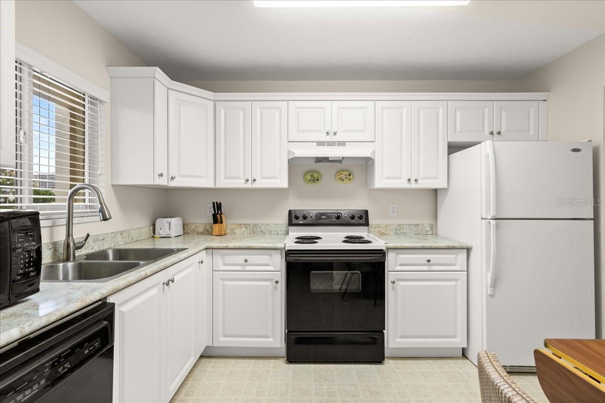 3606 S PENINSULA DRIVE 204