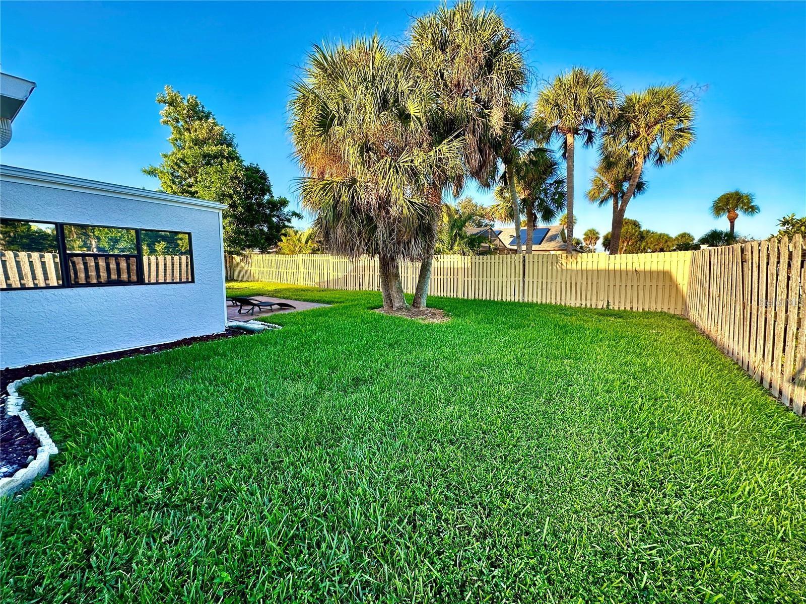 GULF GATE EAST UNIT 4 - Residential Lease