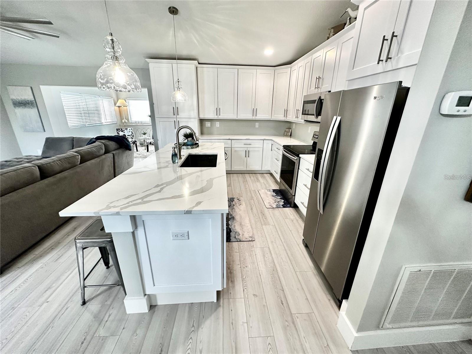 GULF GATE EAST UNIT 4 - Residential Lease