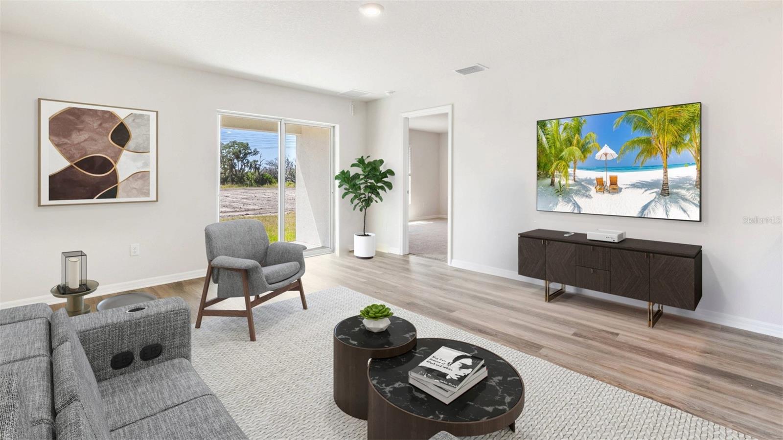 BELLA LAGO - Residential