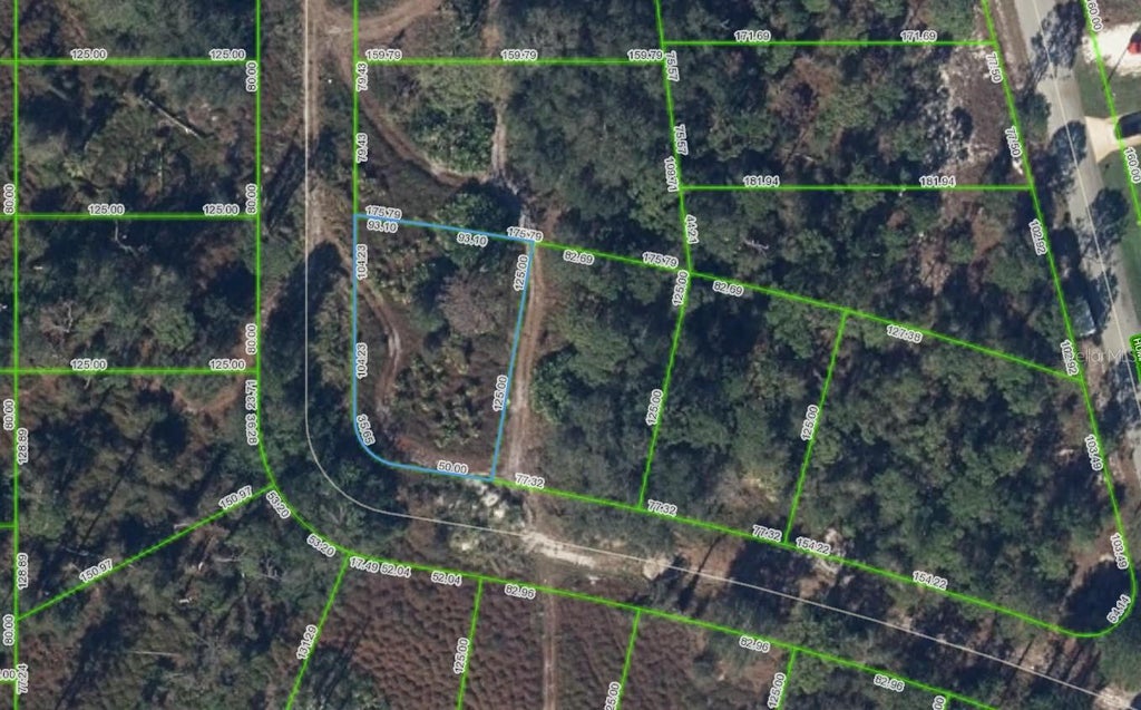 Photo of 108 Chandler Terrace NE, Lake Placid, FL 33852 (MLS # A4704409)