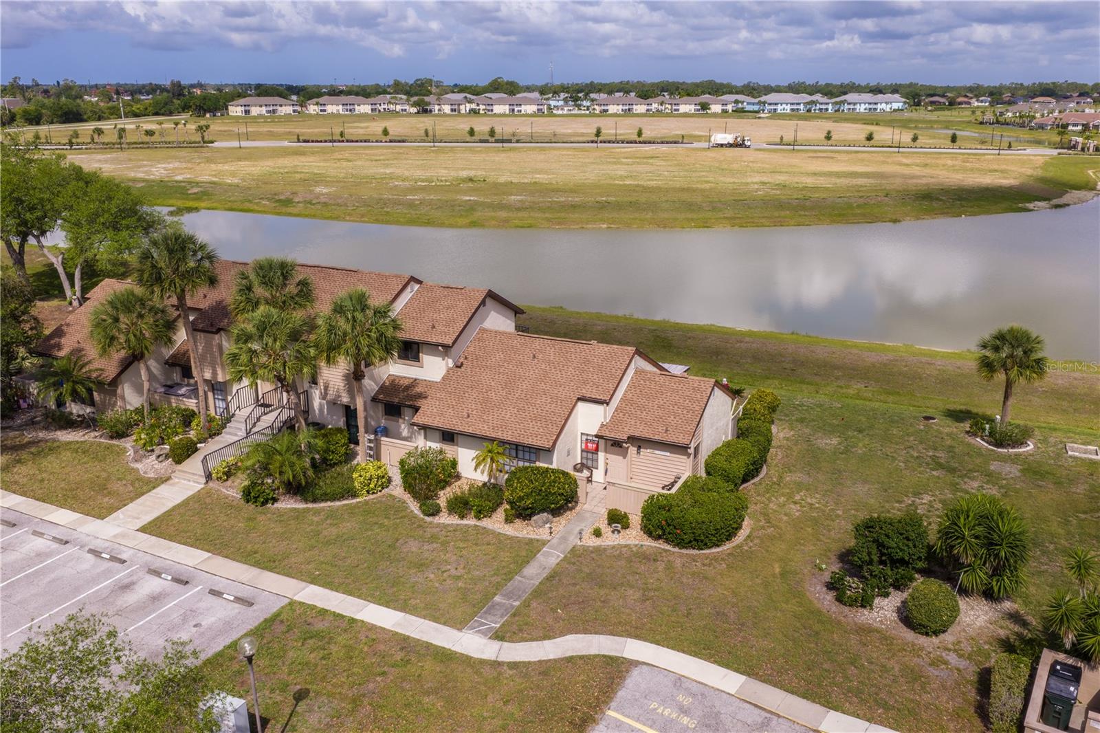NORTH PORT CHARLOTTE COUNTRY CLUB - Residential