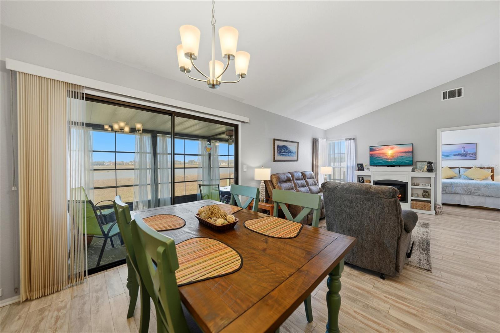 NORTH PORT CHARLOTTE COUNTRY CLUB - Residential