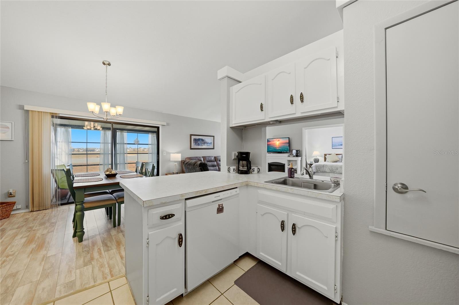 NORTH PORT CHARLOTTE COUNTRY CLUB - Residential