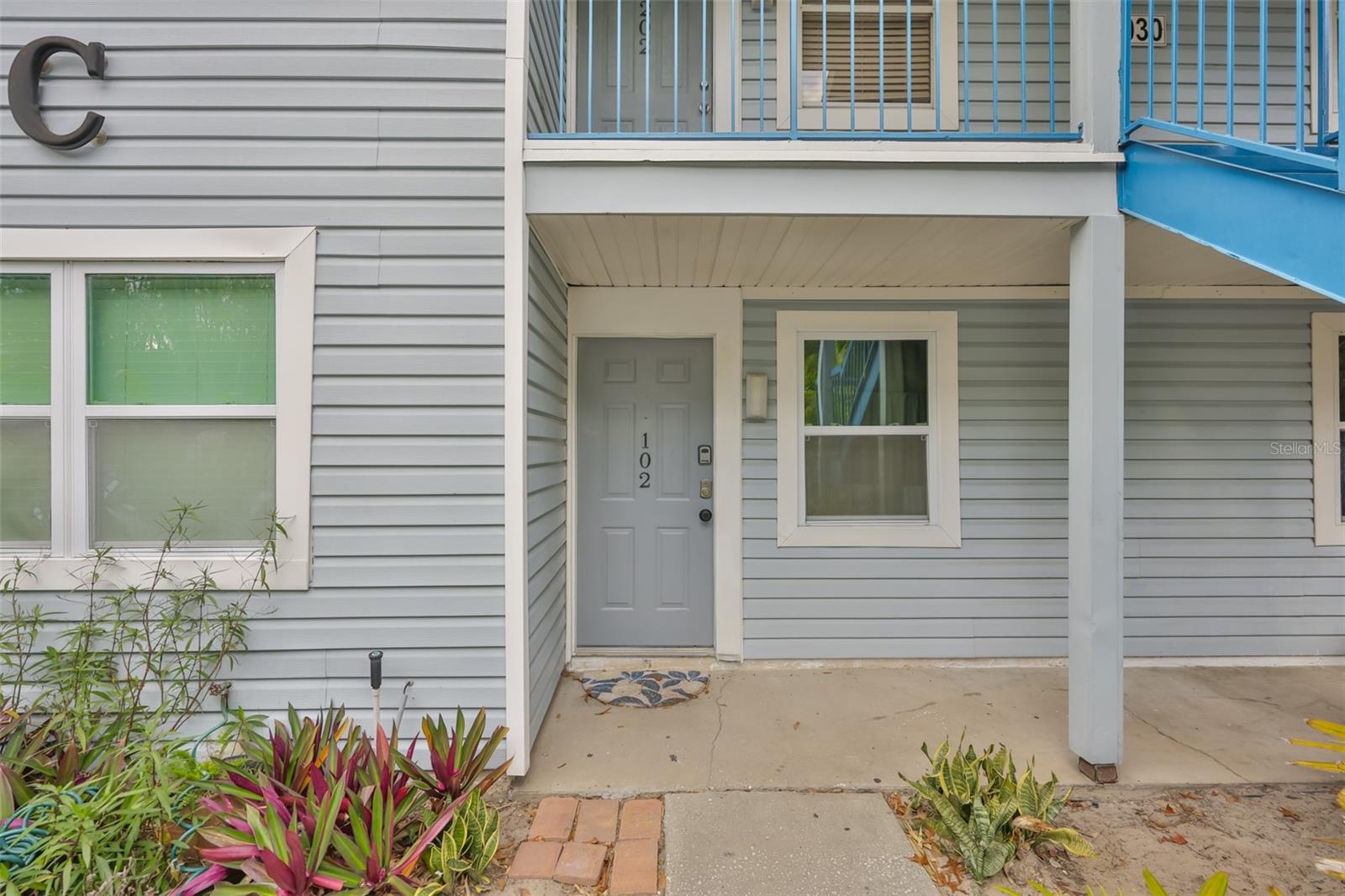 TERRACE PALMS CONDO - Residential Lease