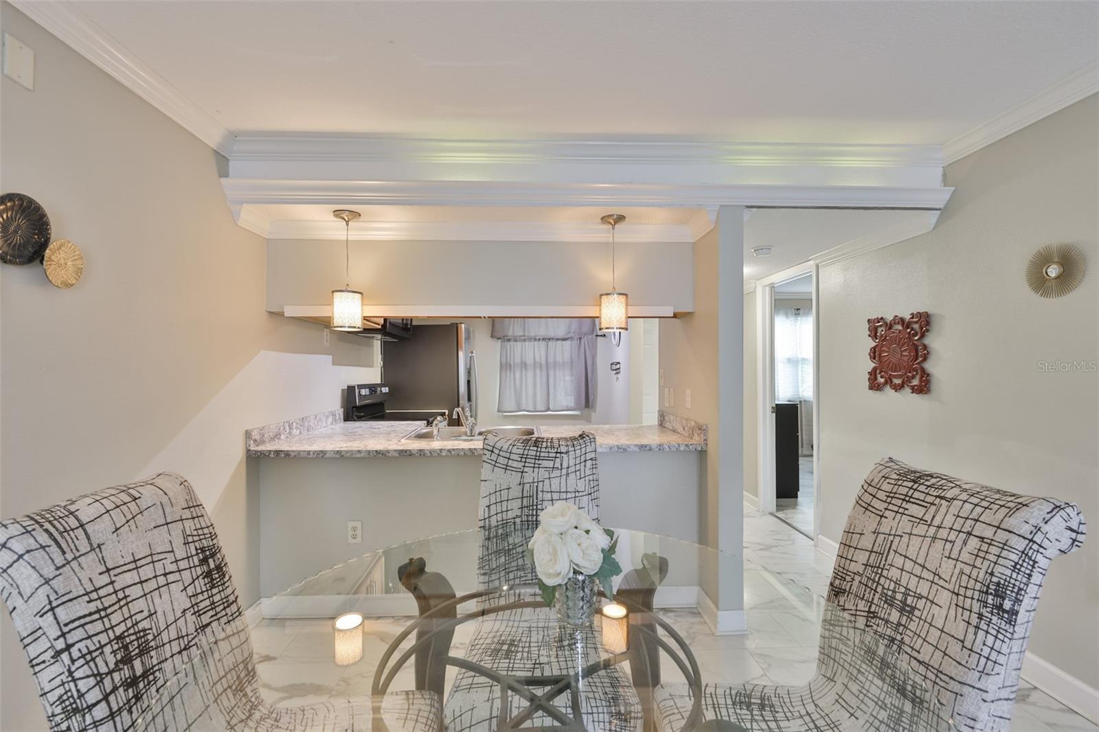 TERRACE PALMS CONDO - Residential Lease