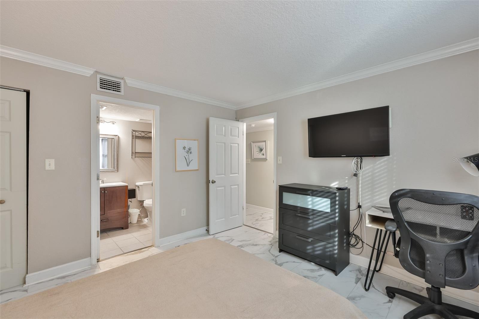 TERRACE PALMS CONDO - Residential Lease