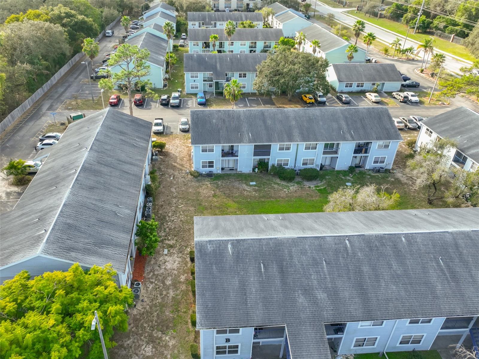 TERRACE PALMS CONDO - Residential Lease