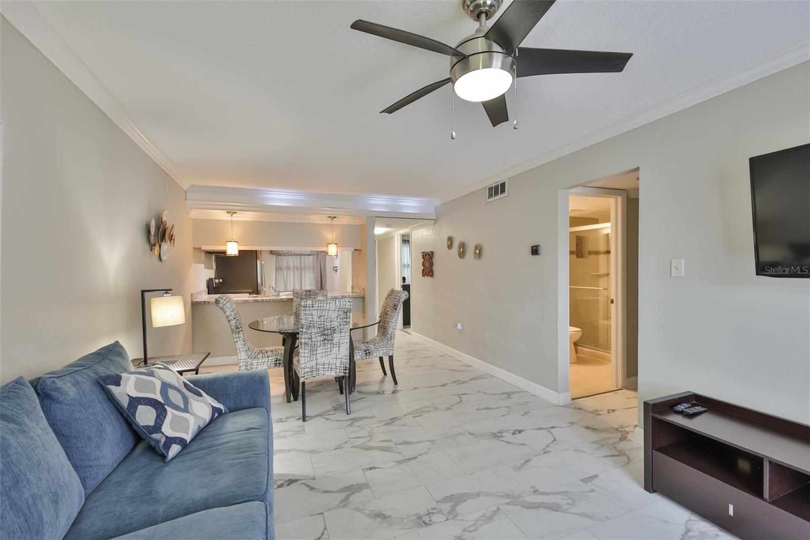 TERRACE PALMS CONDO - Residential Lease