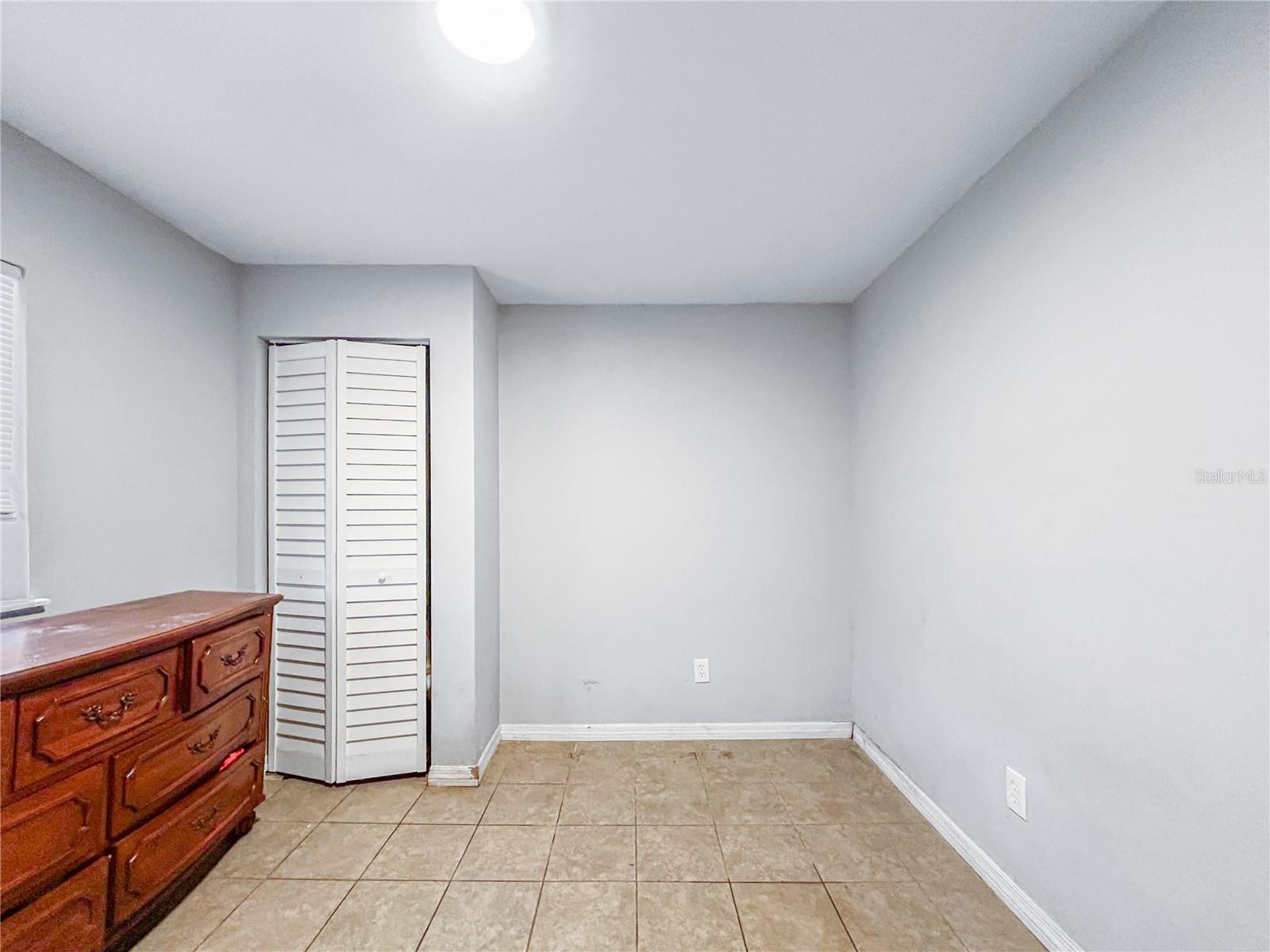 LEISURE HILLS - Residential