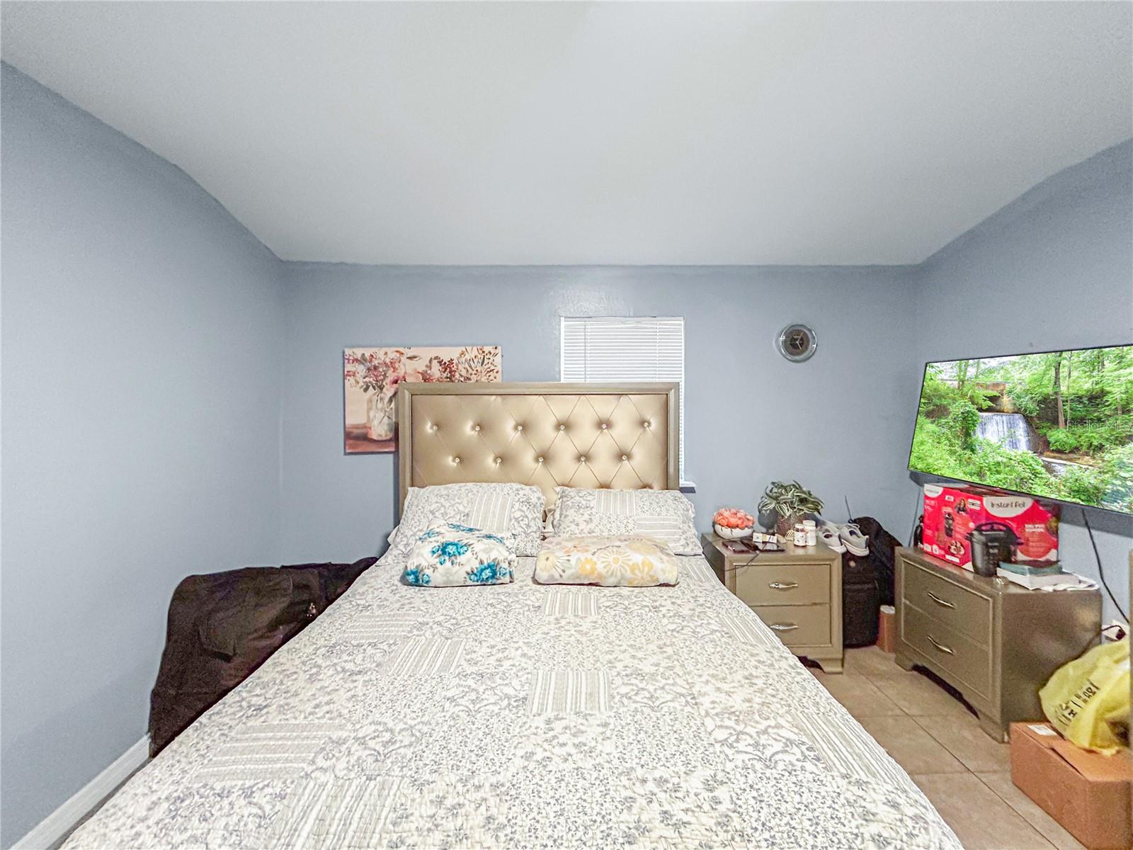 LEISURE HILLS - Residential