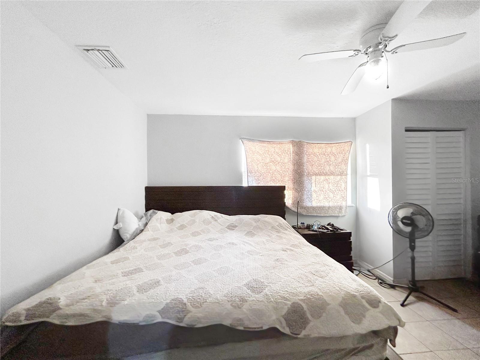 LEISURE HILLS - Residential