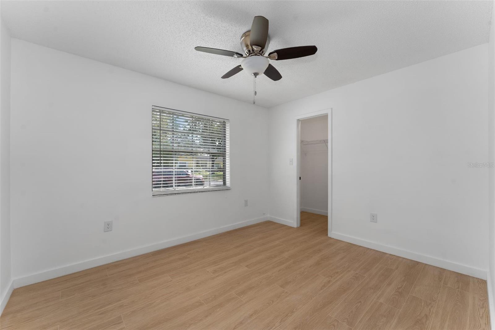 TRAILWOOD ESTATES SEC 2 - Residential Lease